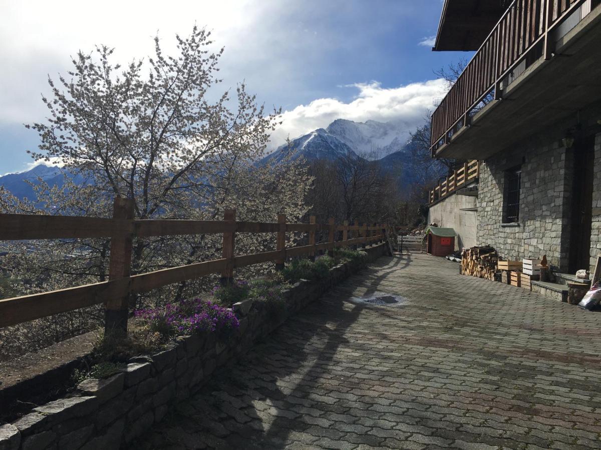 La Casa Del Bosco Lägenhet Aosta Exteriör bild